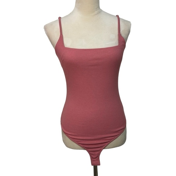 Lulus Tops - Lulu’s Danyelle Pink Soft Fitted Ribbed Sleeveless Bodysuit Size M
